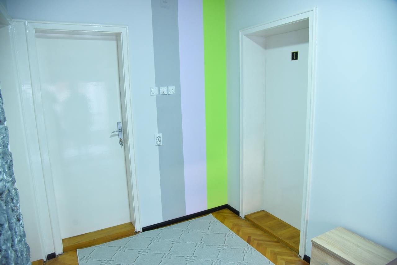 Prenociste Pilot Hotell Ni Eksteriør bilde